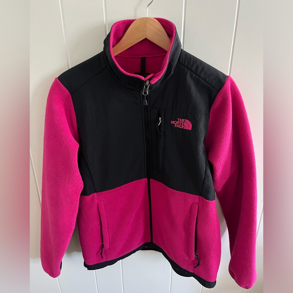 Woman’s North Face Jacket